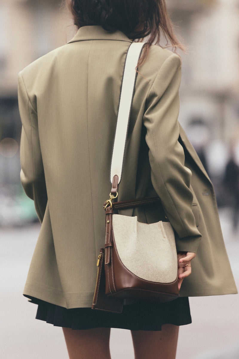 Zara TOPSTITCHED BUCKET BAG